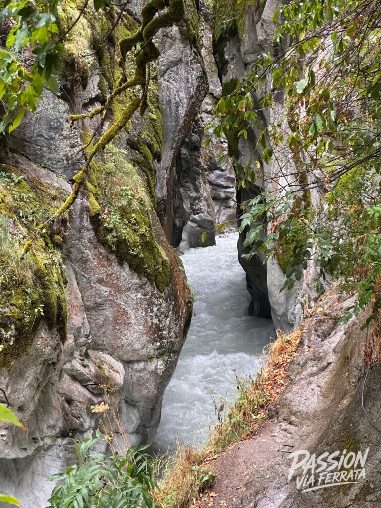 Photo de Via Ferrata Les Gorges d&rsquo;Ailefroide