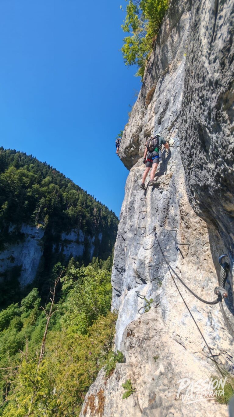 Photo de Via Ferrata Les Échelles de la Mort