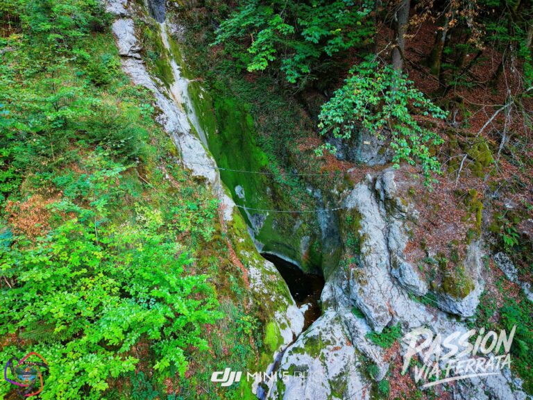 Photo de Via Ferrata Cascade des Nants
