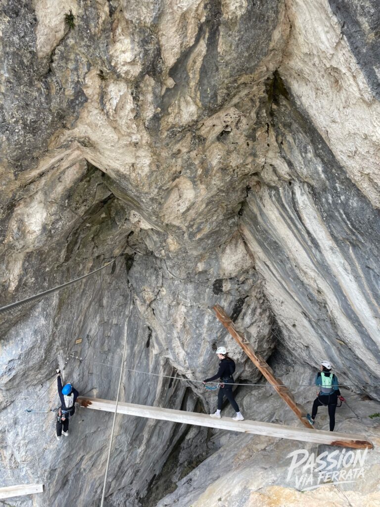 Photo de Via Ferrata La Grotte de Cristal
