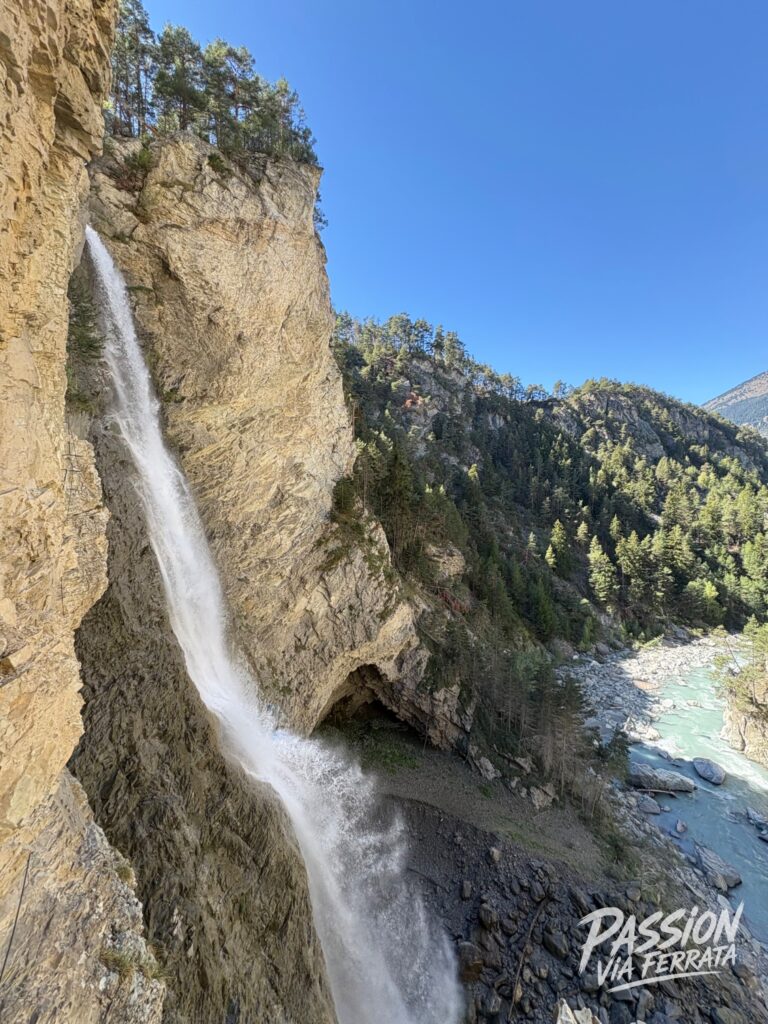Photo de Via Ferrata du Diable (7 parcours)