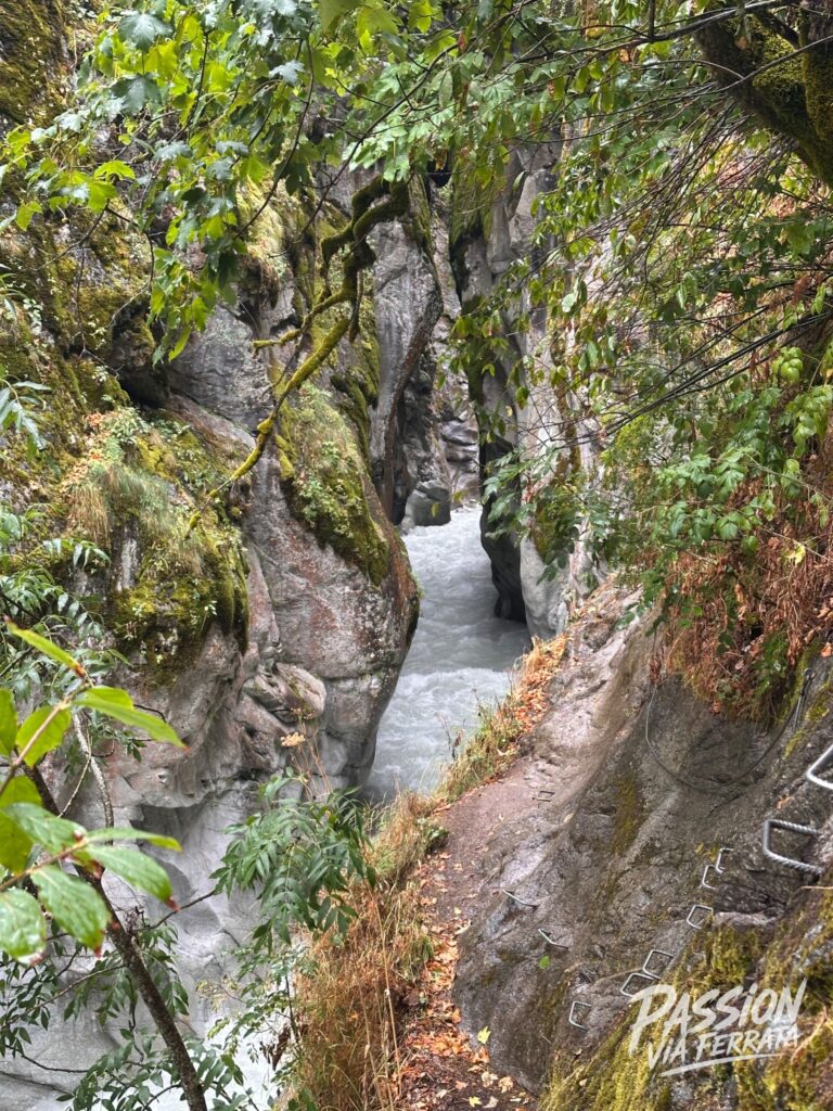 Photo de Via Ferrata Les Gorges d&rsquo;Ailefroide