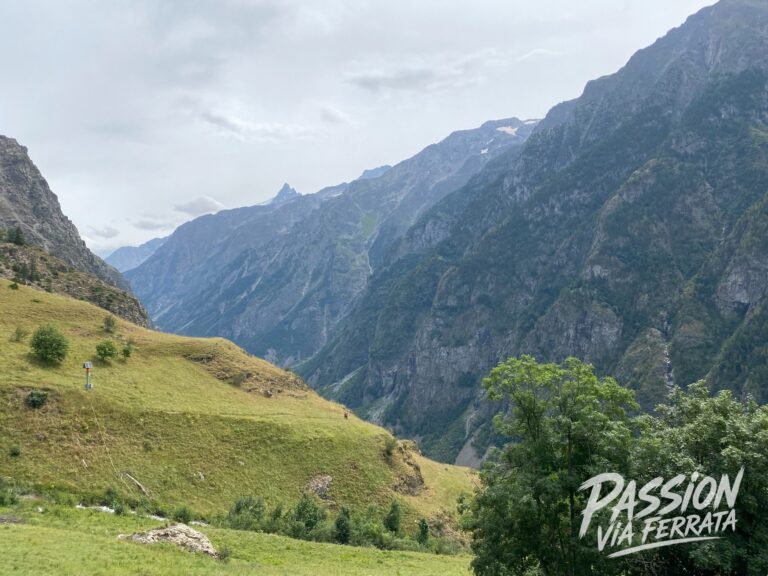Photo de Via Ferrata Le Voile de la Mariée – Cascade de la Pisse