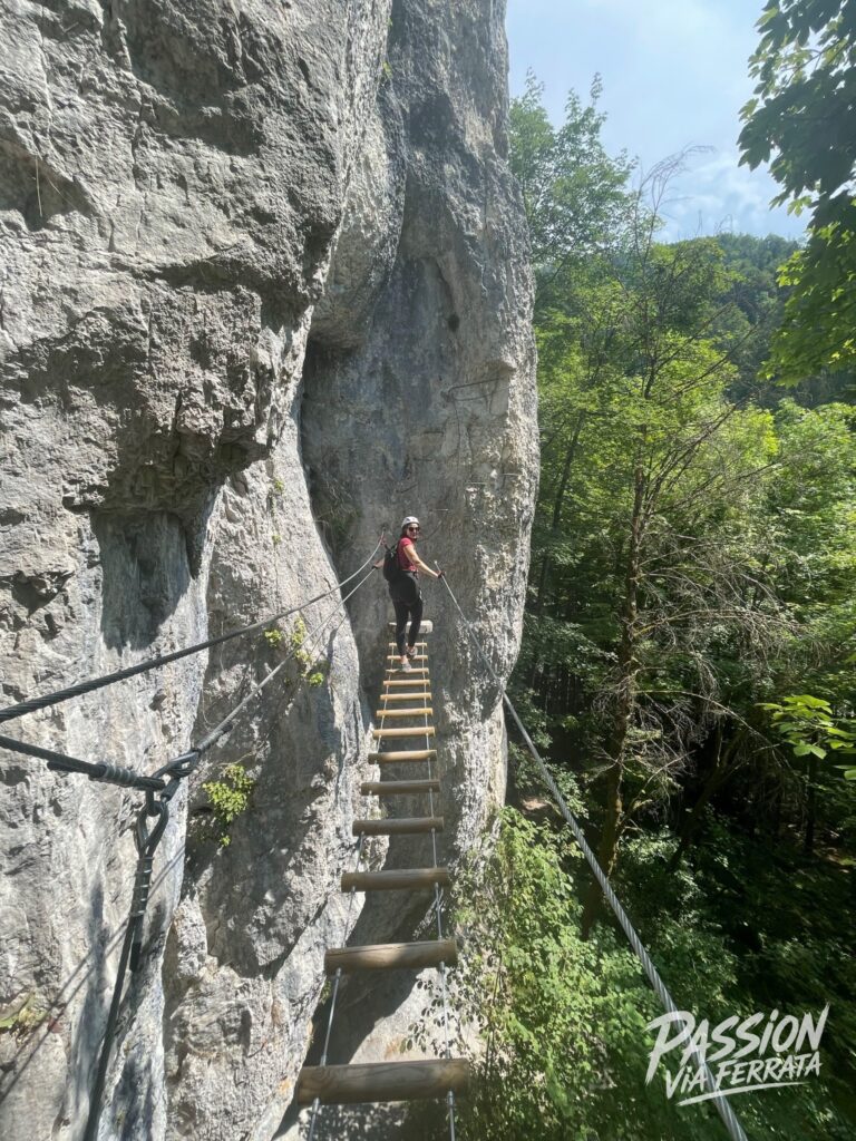 Photo de Via Ferrata Les Échelles de la Mort