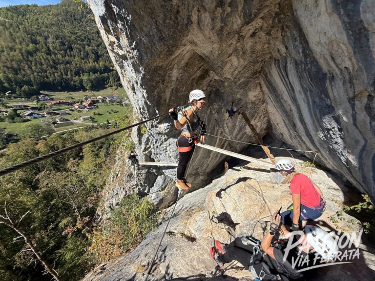 Photo de Via Ferrata La Grotte de Cristal