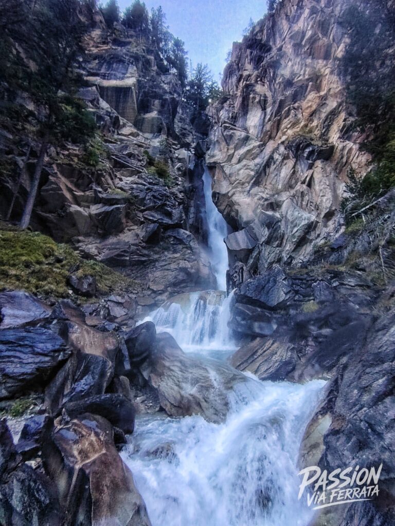 Photo de Via Ferrata La Cascade de la Fraîche