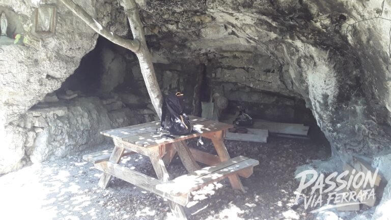 Photo de Via Ferrata Les Échelles de la Mort