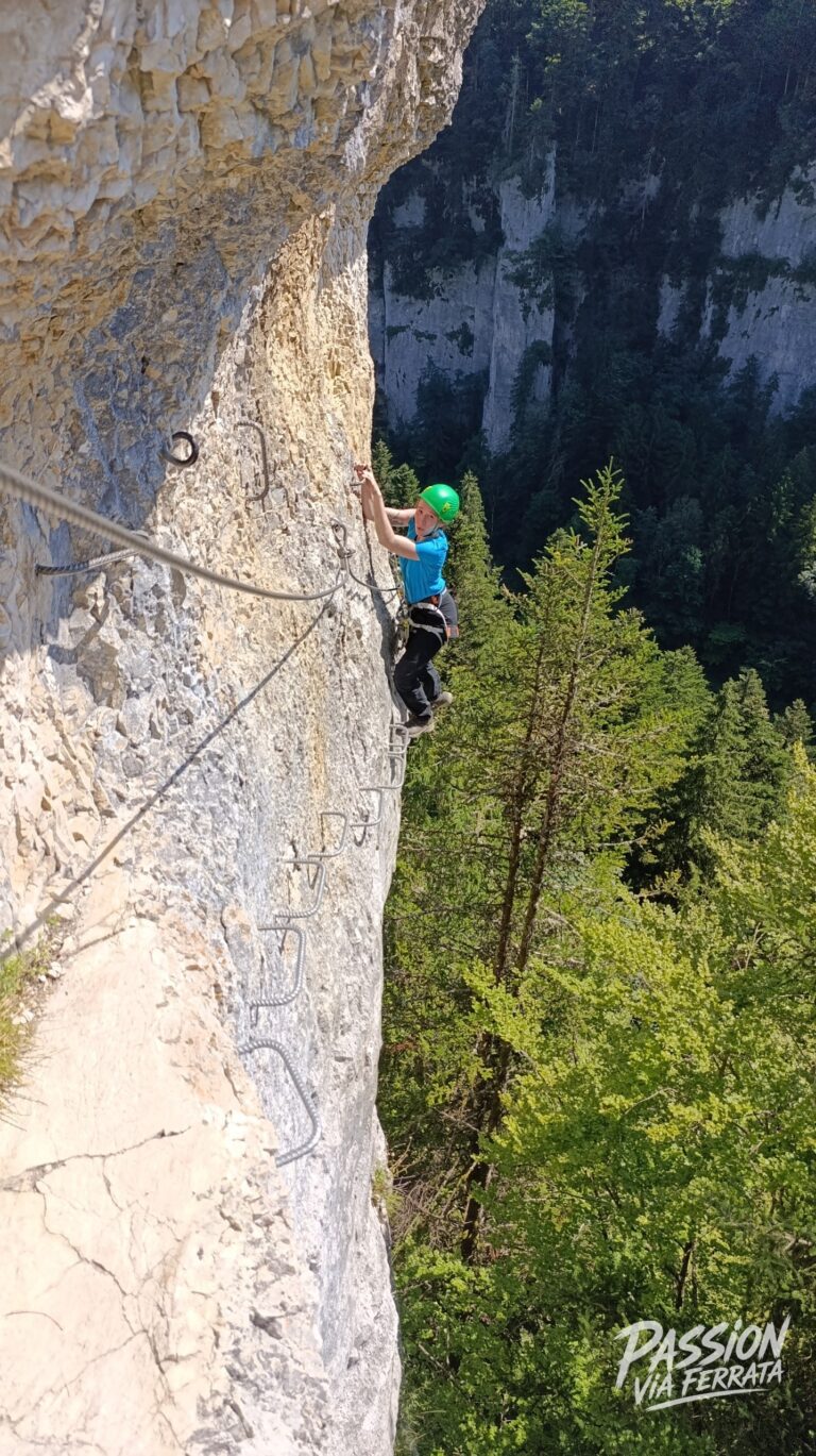 Photo de Via Ferrata Les Échelles de la Mort