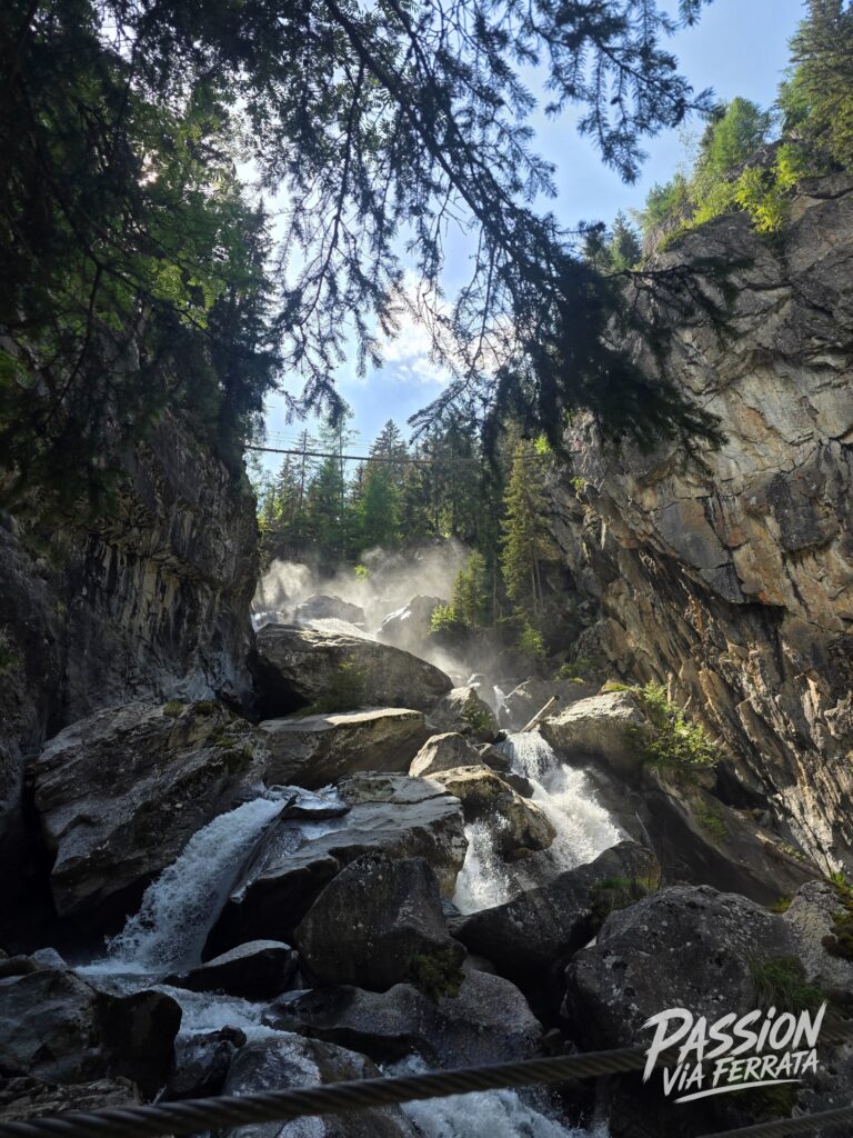 Photo de Via Ferrata La Cascade de Bérard
