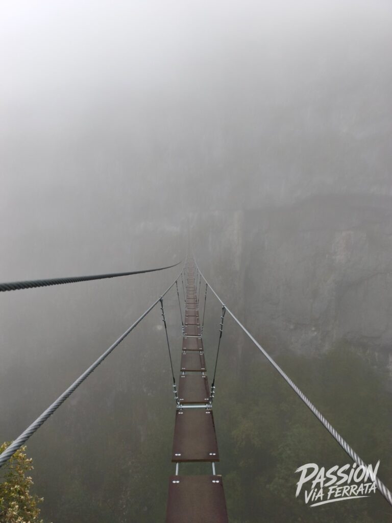 Photo de Via Ferrata de la Gorge du Cé – Mont Saxonnex