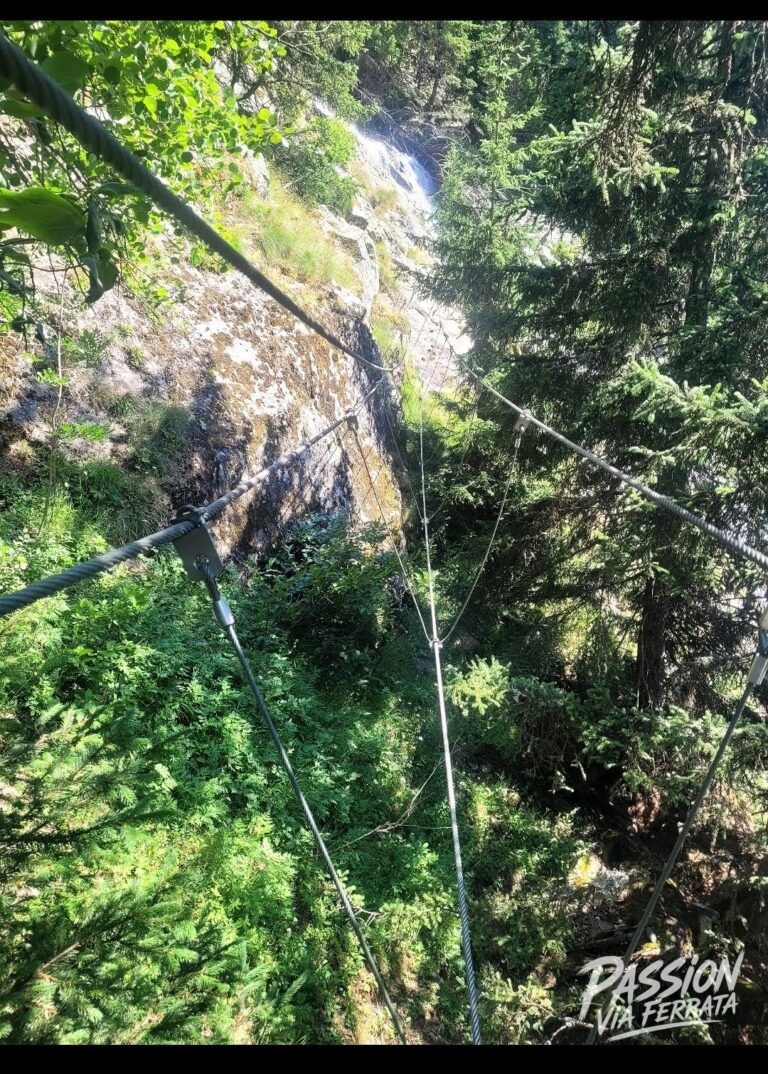 Photo de Via Ferrata Cascade de la Fare